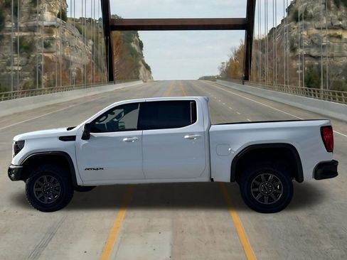 New 2026 GMC Sierra 1500 AT4X w/ LPO, Black Badging Package AWD/4WD image 5