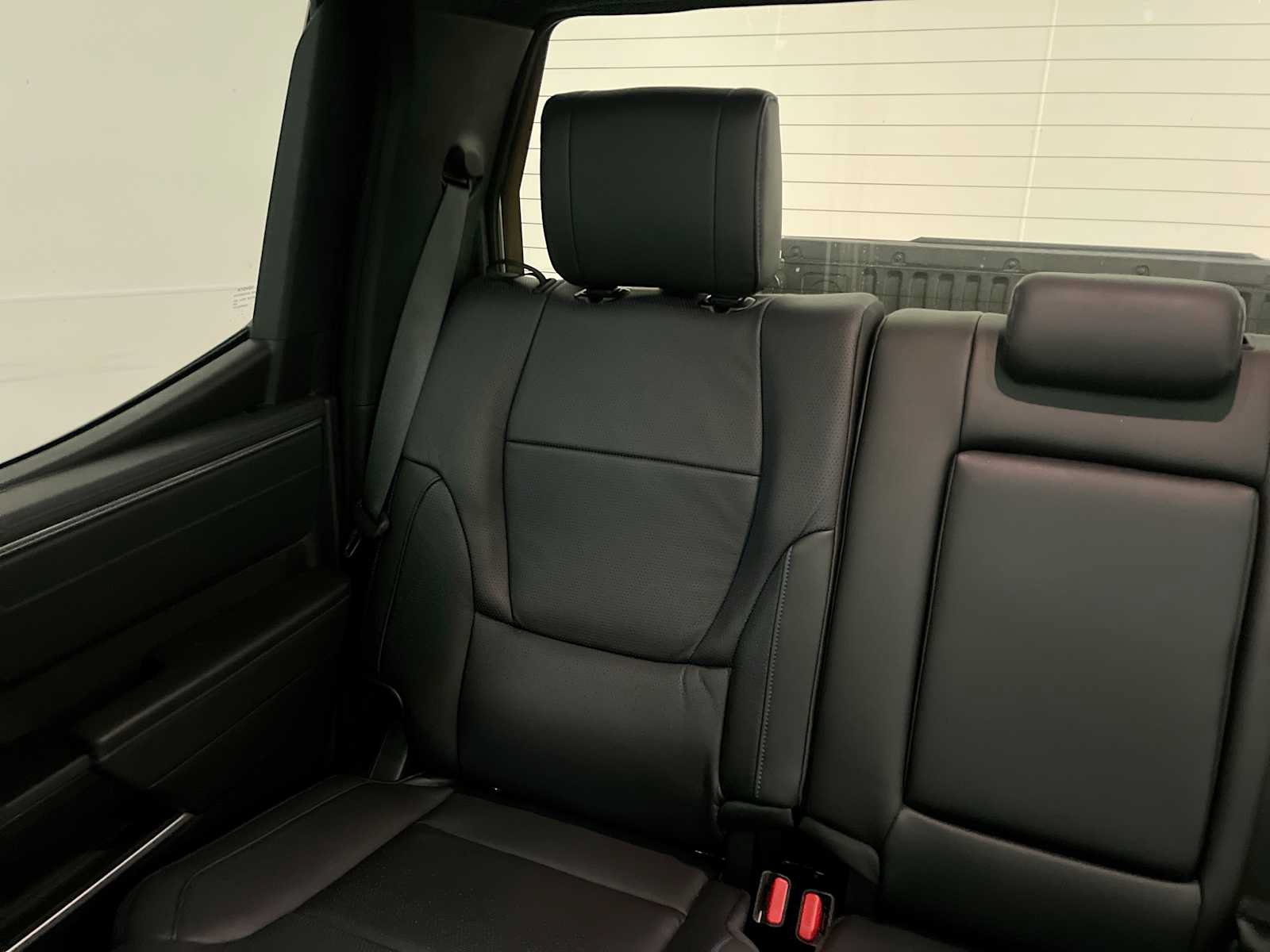 Used 2022 Toyota Tundra Platinum AWD/4WD image 12