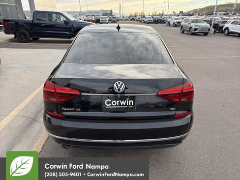 Used 2017 Volkswagen Passat 1.8T SE w/ SE Lighting Package image 6