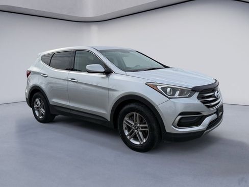 Used 2017 Hyundai Santa Fe Sport image 7