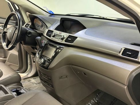 Used 2016 Honda Odyssey EX-L image 16