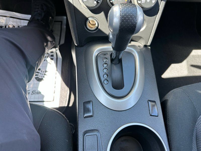 Used 2013 Nissan Rogue S AWD/4WD image 22