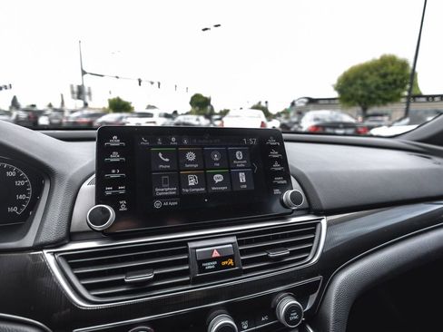 Used 2019 Honda Accord Sport image 11