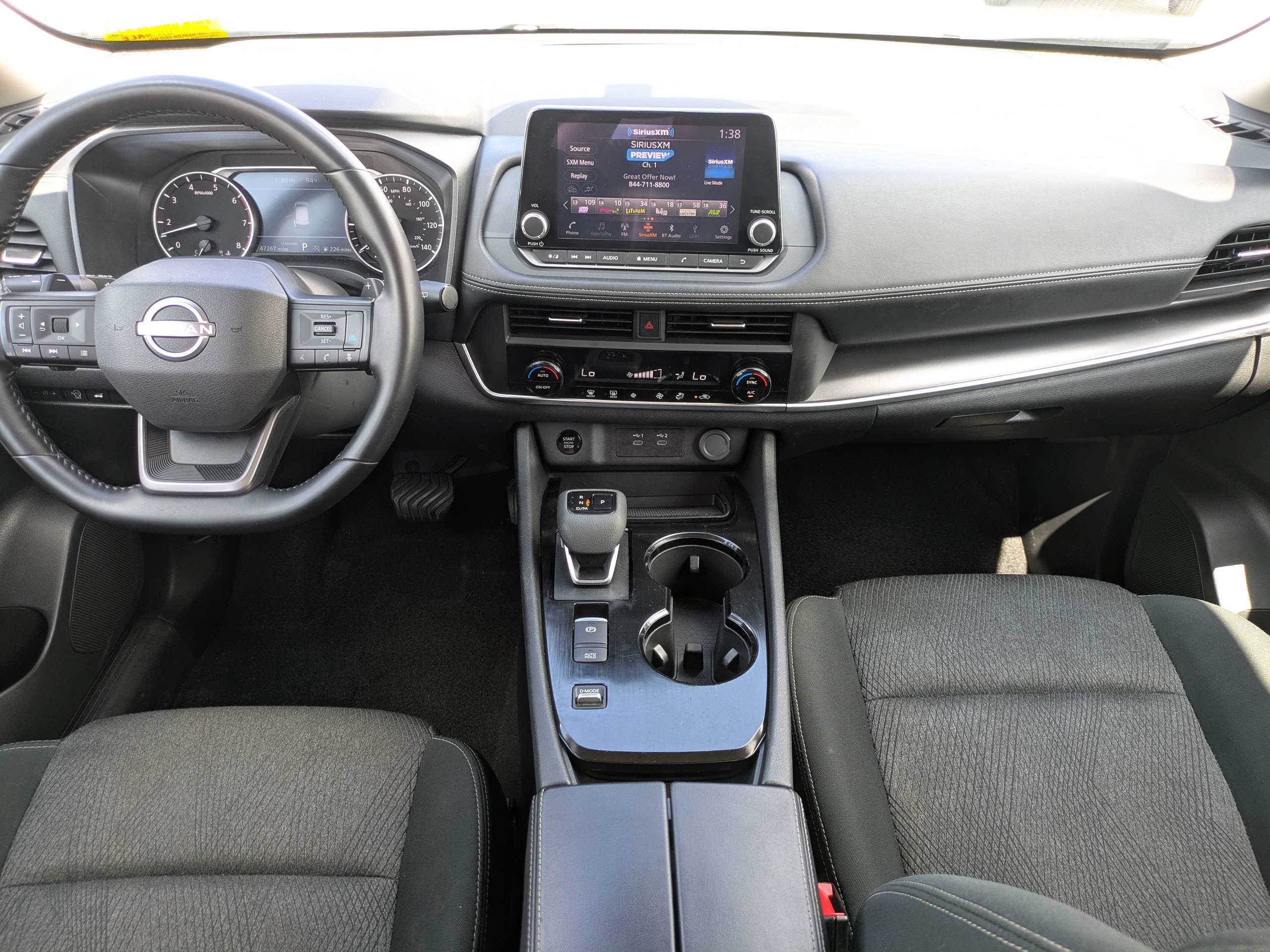 Used 2025 Nissan Rogue SV FWD image 18