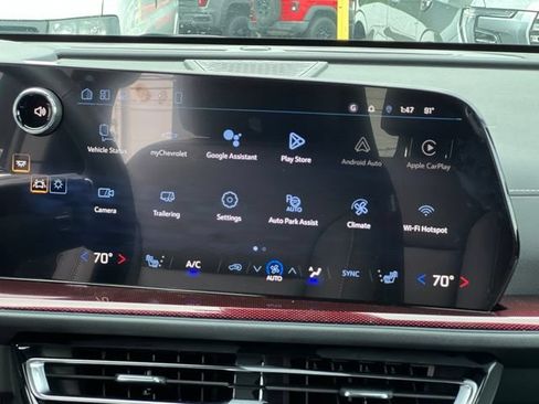 New 2026 Chevrolet Traverse Z71 w/ Enhanced Driving Package AWD/4WD image 6