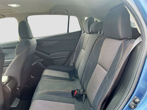 Used 2022 Subaru Crosstrek 2.0i Premium w/ Moonroof Package image 24