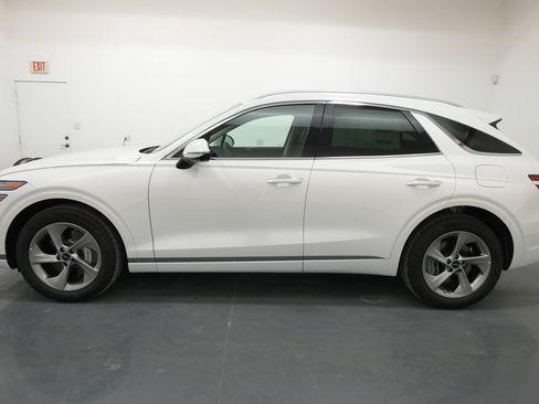New 2026 Genesis GV70 2.5T Advanced w/ G1 Accessory Package AWD/4WD image 4