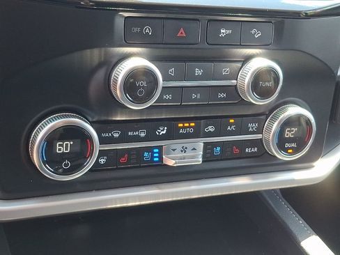 Certified 2024 Ford Expedition XLT AWD/4WD image 16