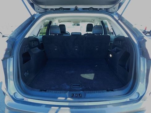 Used 2023 Ford Edge SEL image 12