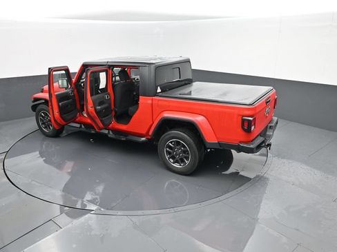 Used 2023 Jeep Gladiator Overland AWD/4WD image 25