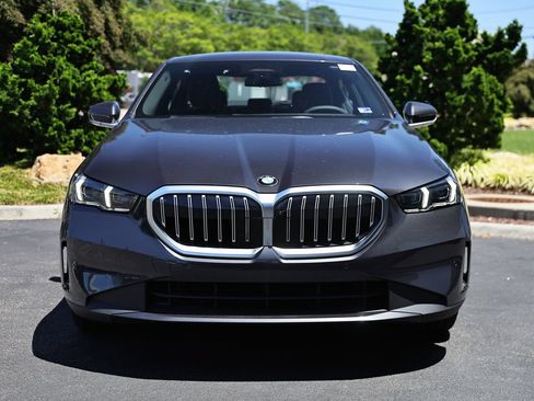New 2027 BMW 530i w/ Premium Package RWD image 12