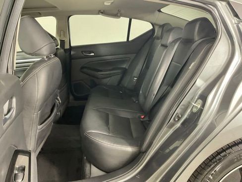 Used 2020 Nissan Altima 2.5 SL FWD image 23