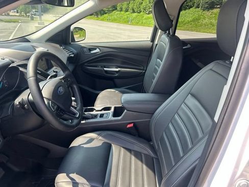 Used 2019 Ford Escape SEL AWD/4WD image 26