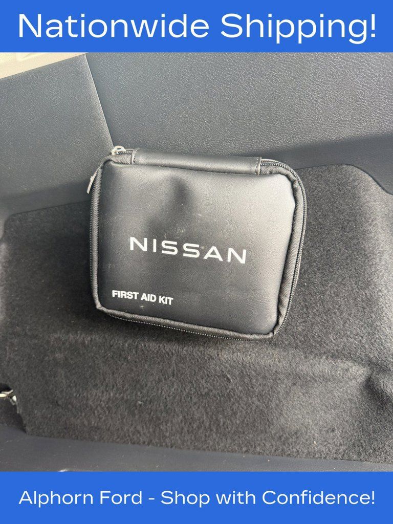 Used 2023 Nissan Rogue S AWD/4WD image 24