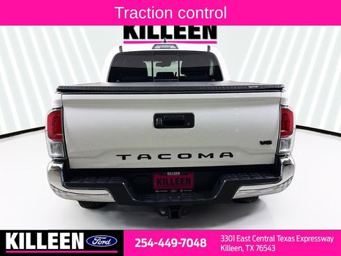 Used 2023 Toyota Tacoma TRD Off-Road image 7