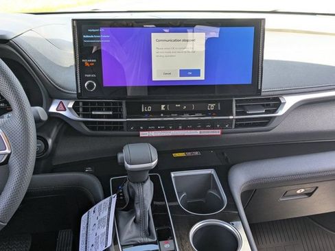 New 2026 Toyota Sienna Limited FWD image 16