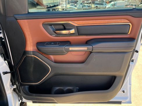 Used 2023 RAM 1500 Limited AWD/4WD image 22