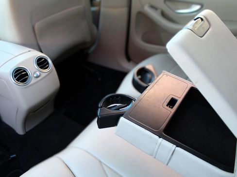 Used 2020 Mercedes-Benz GLC 300 image 21