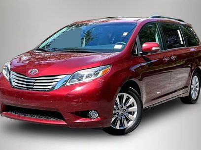 Used 2017 Toyota Sienna Limited Premium w/ Advanced Technology Package
