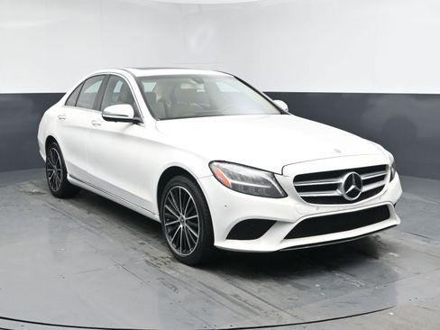 Used 2020 Mercedes-Benz C 300 4MATIC Sedan w/ Premium Package image 2