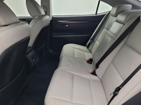 Used 2015 Lexus ES 350 w/ Luxury Package image 18