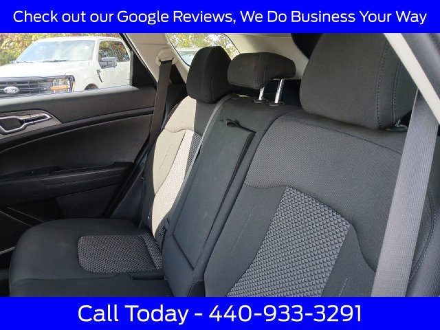 Used 2023 Kia Sportage LX AWD/4WD image 33
