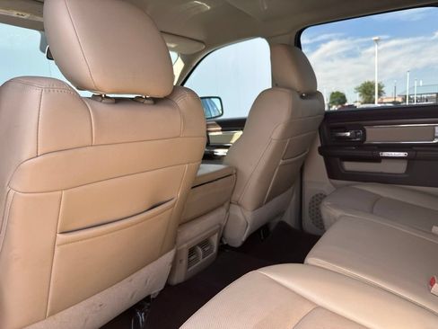 Used 2014 RAM 1500 Laramie w/ Convenience Group AWD/4WD image 19