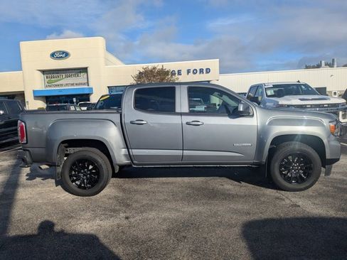 Used 2022 GMC Canyon Elevation w/ Elevation Premium Package image 4