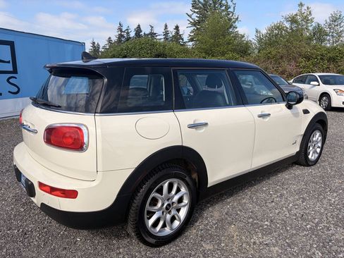 Used 2017 MINI Cooper Clubman ALL4 AWD/4WD image 5