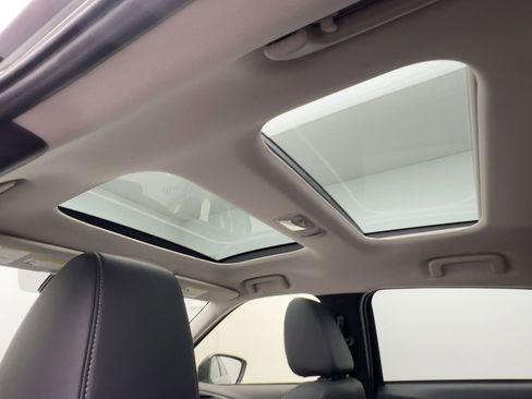 Used 2024 Mitsubishi Eclipse Cross SE image 15