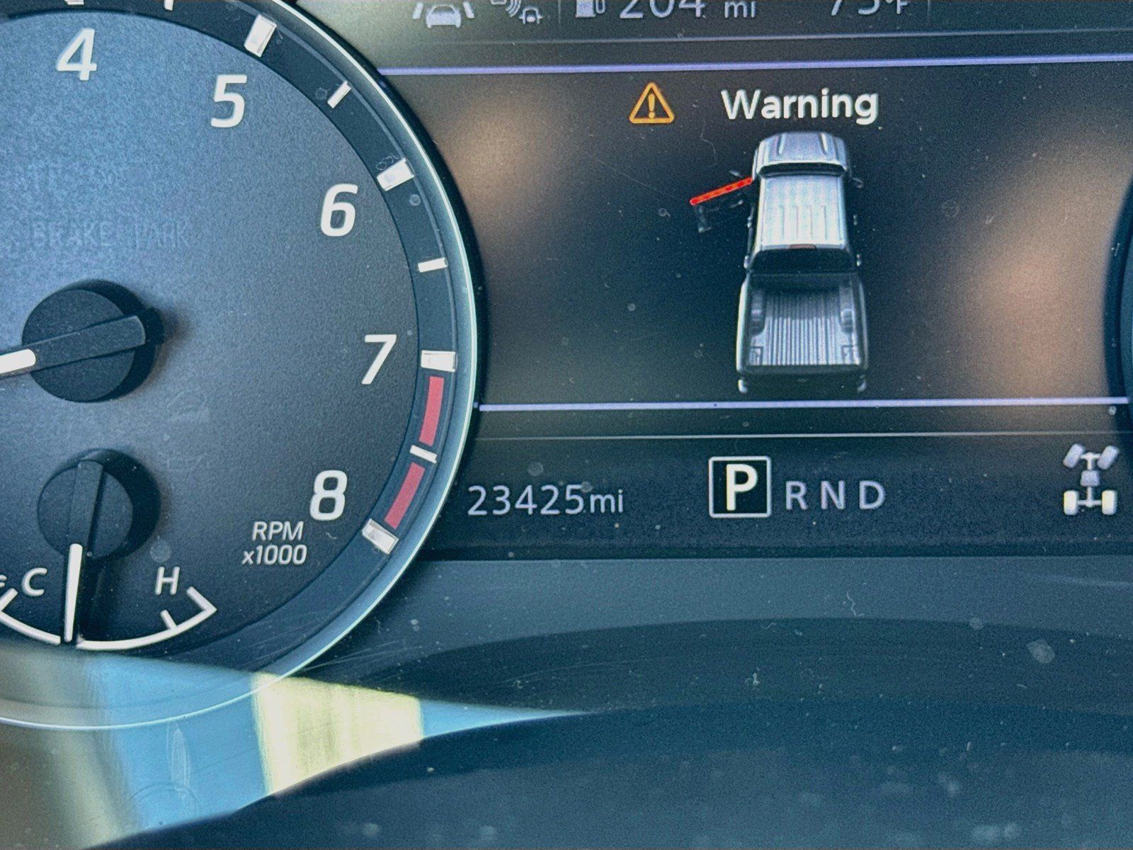 Used 2022 Nissan Frontier SV AWD/4WD image 12