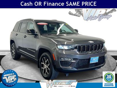 Used 2025 Jeep Grand Cherokee Limited w/ MOPAR Finishing Package