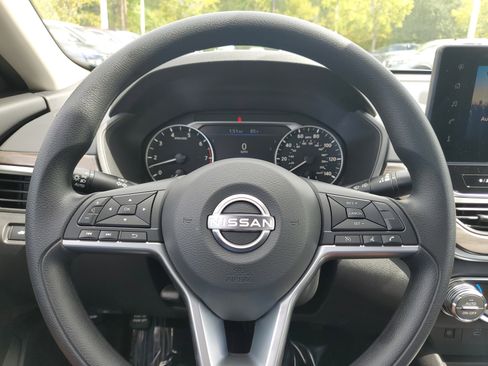 New 2025 Nissan Altima 2.5 SV w/ SV Special Edition Package image 19