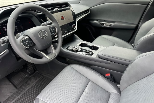 New 2026 Lexus RZ 450e AWD w/ Cold Area Package image 8