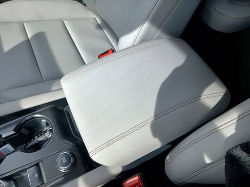 New 2026 Ford Explorer Active AWD/4WD image 24