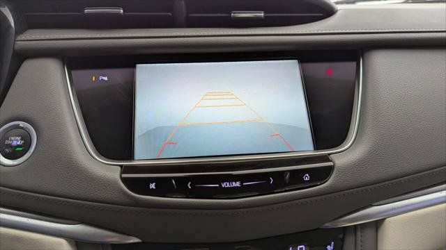 Used 2017 Cadillac XT5 Luxury w/ Driver Awareness Package FWD image 27