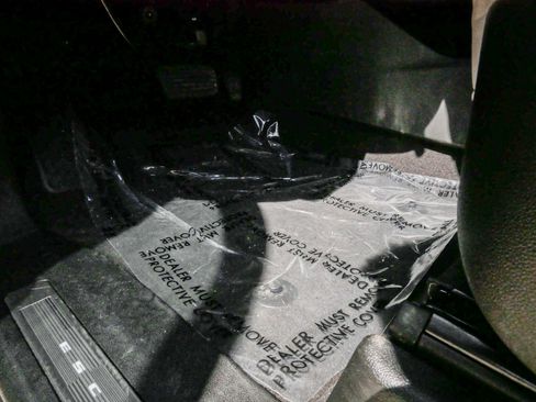 Used 2025 Cadillac Escalade Sport Platinum w/ LPO, ONYX Package AWD/4WD image 17