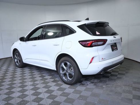 Certified 2023 Ford Escape ST-Line w/ Tech Pack #1 AWD/4WD image 6
