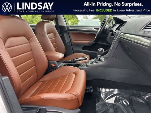 Used 2017 Volkswagen Golf Alltrack AWD/4WD image 12