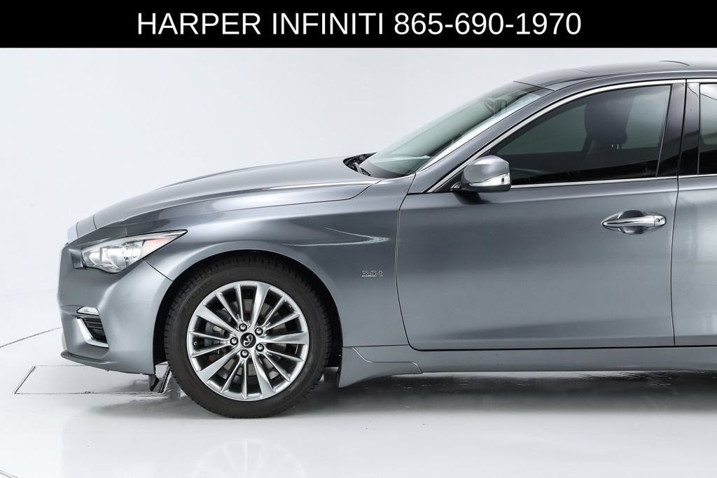 Used 2019 INFINITI Q50 Luxe w/ Essential Package (3.0T Luxe) AWD/4WD image 3