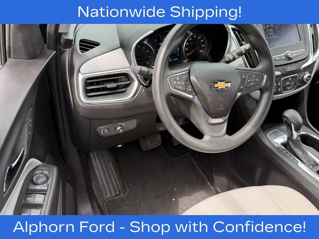 Used 2024 Chevrolet Equinox LS w/ LS Convenience Package FWD image 9