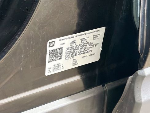 Used 2022 Chevrolet Equinox Premier w/ LPO, Floor Liner Package FWD image 32