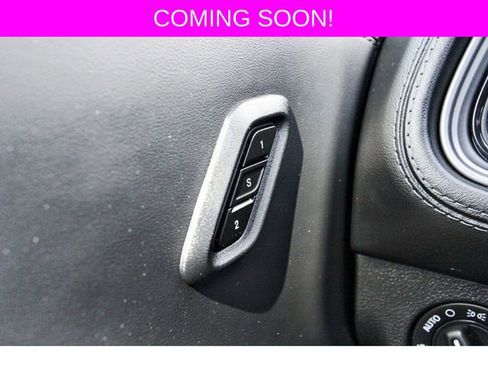 Used 2023 Dodge Challenger R/T w/ Plus Package image 19