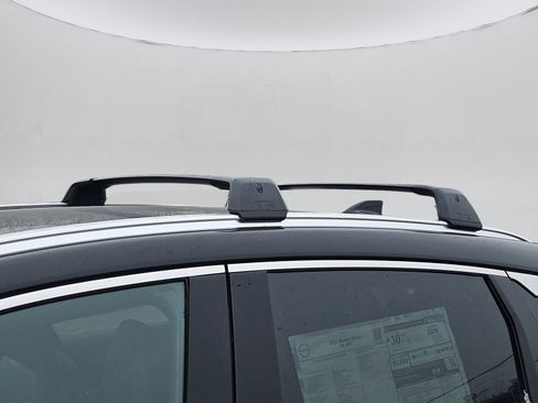 New 2026 Nissan Kicks SR w/ Cold Weather Package image 6