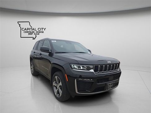 New 2026 Jeep Grand Cherokee Limited image 3