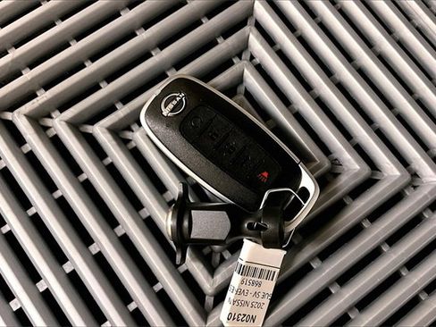 New 2025 Nissan Rogue SV image 12