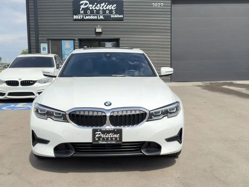 Used 2020 BMW 330i xDrive Sedan w/ Convenience Package AWD/4WD image 3