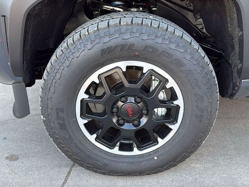 New 2026 Toyota Tacoma TRD Off-Road AWD/4WD image 31