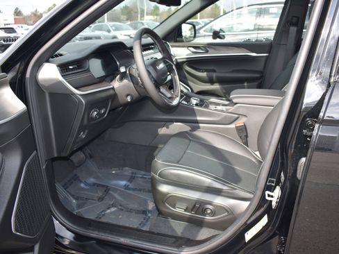 New 2026 Jeep Grand Cherokee Limited Reserve image 12