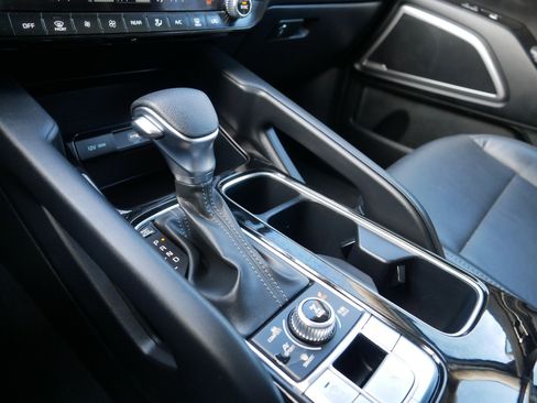 Certified 2023 Kia Telluride LX image 24